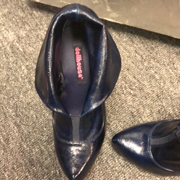 Dollhouse Blue Patent Leather Booties - Picture 2 of 3